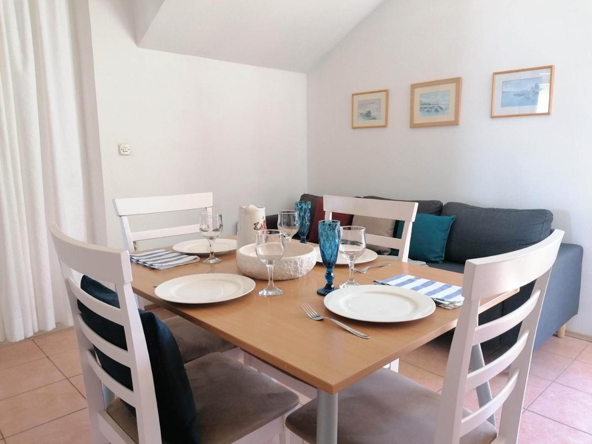 סופטאר Apartments Natalia מראה חיצוני תמונה
